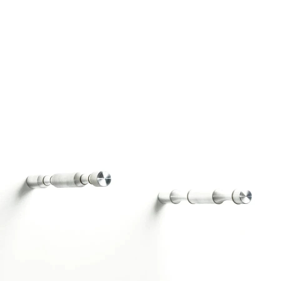 Blue Grouse Label View Two Bottle Deep Wine Pegs (Pair) VIN2